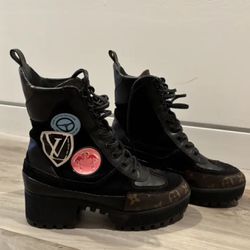 L .VEE Ankle Combat Boots 