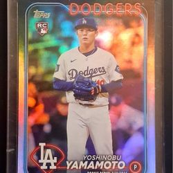 2024 Topps Yoshinobu Yamamoto Holo Rainbow Foil Rookie 