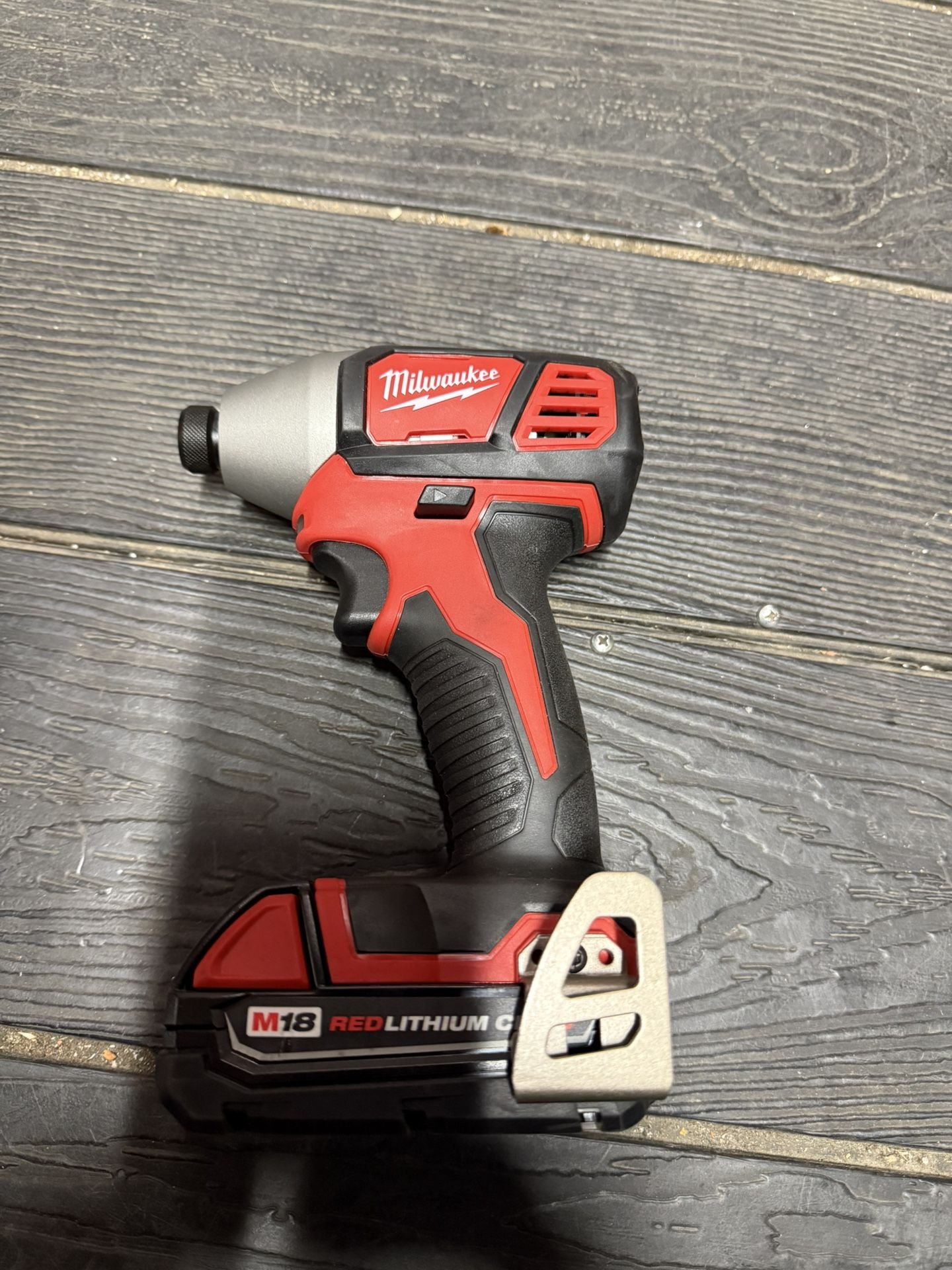 Milwaukee M18 1/4 Impact Driver