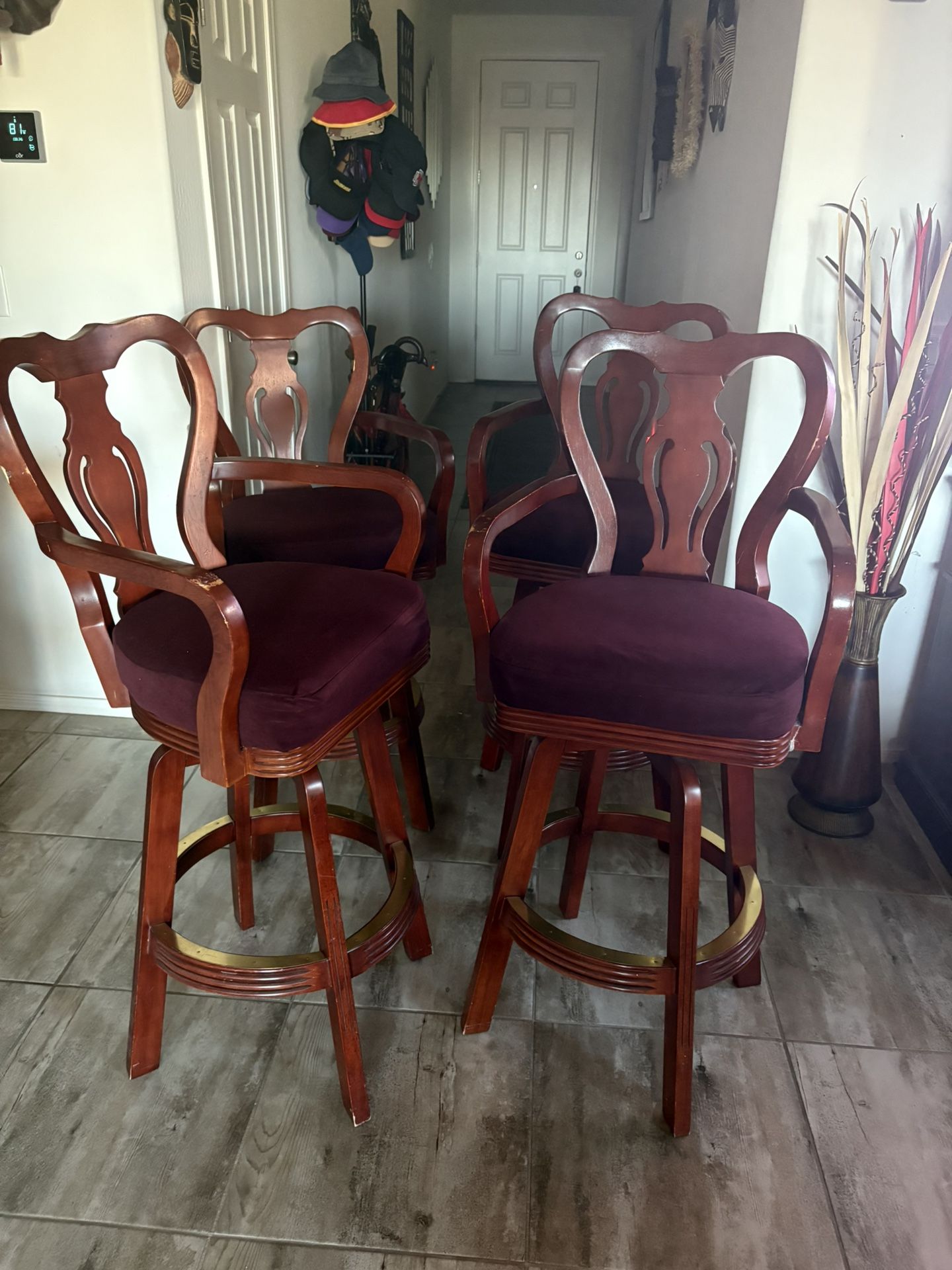Swivel Bar Stools