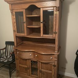 Antique Oakwood Hutch/Bar