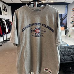Majestic vintage gray Chicago Cubs t-shirt size large
