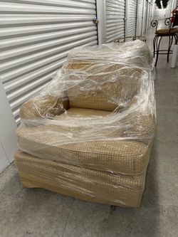 Swivel accent couch chair