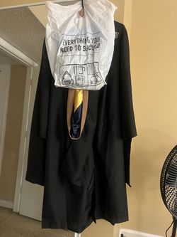 FIU Business Masters Cap, Gown & Hood