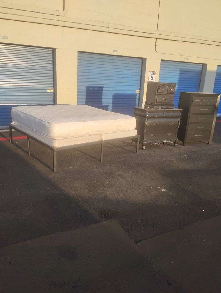 King Size Bed Set Dresser Mattress Bedroom Nightstand - Delivery Available