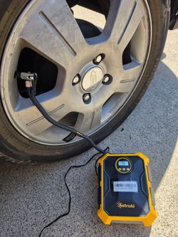Car Tire air compressor