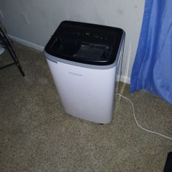 FRIGIDAIRE PORTABLE AC UNIT 