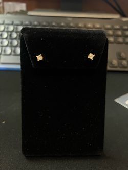 14k gold stud earrings #111977-1 MJ