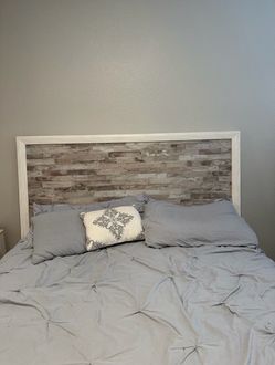 White wood bed frame with Headboard Queen size