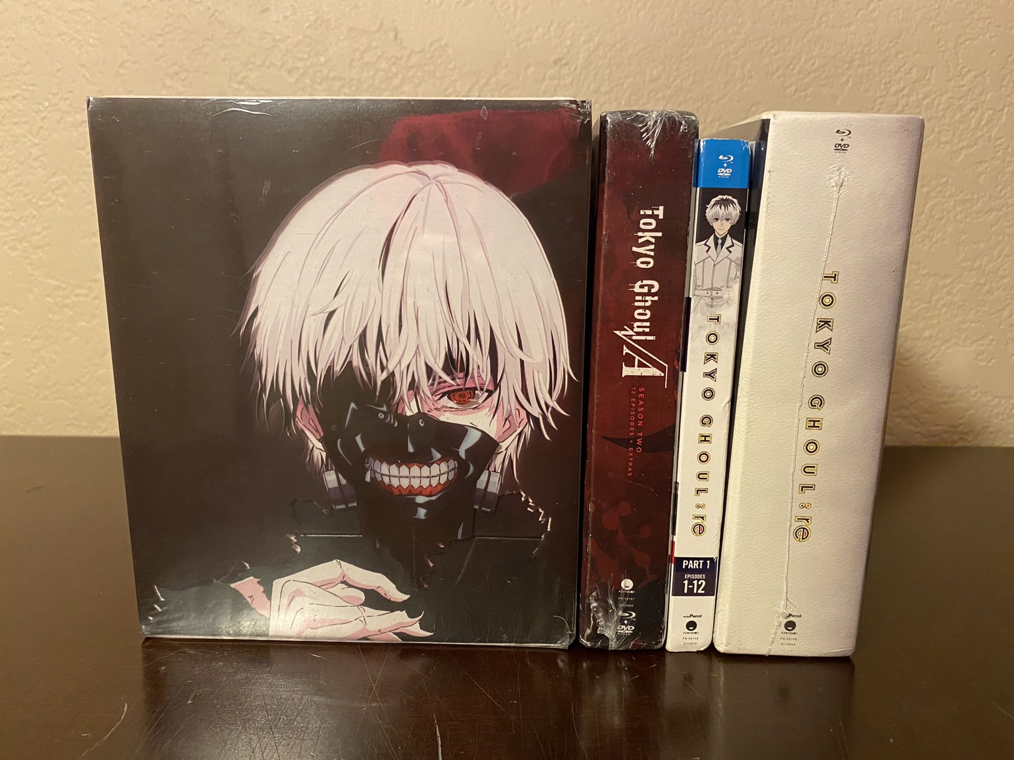 Tokyo Ghoul Complete Collection
