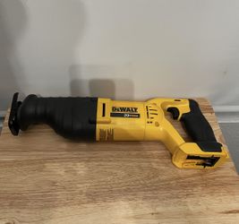 Dewalt Reciprocating Saw 20V MAX Model DCS381