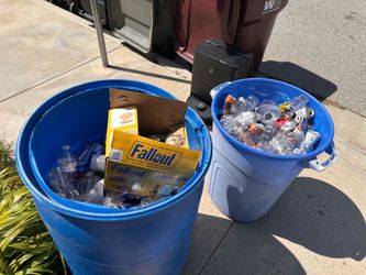 Free cans and roomba celestial rd and bluestone