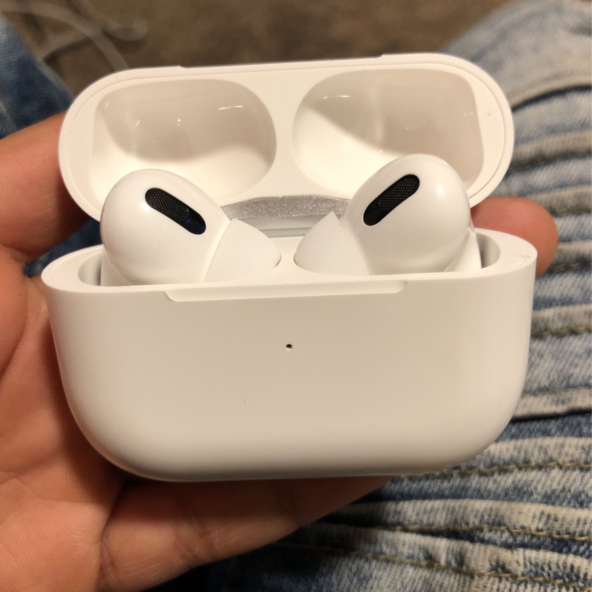 AirPod Pros 1st Generation 