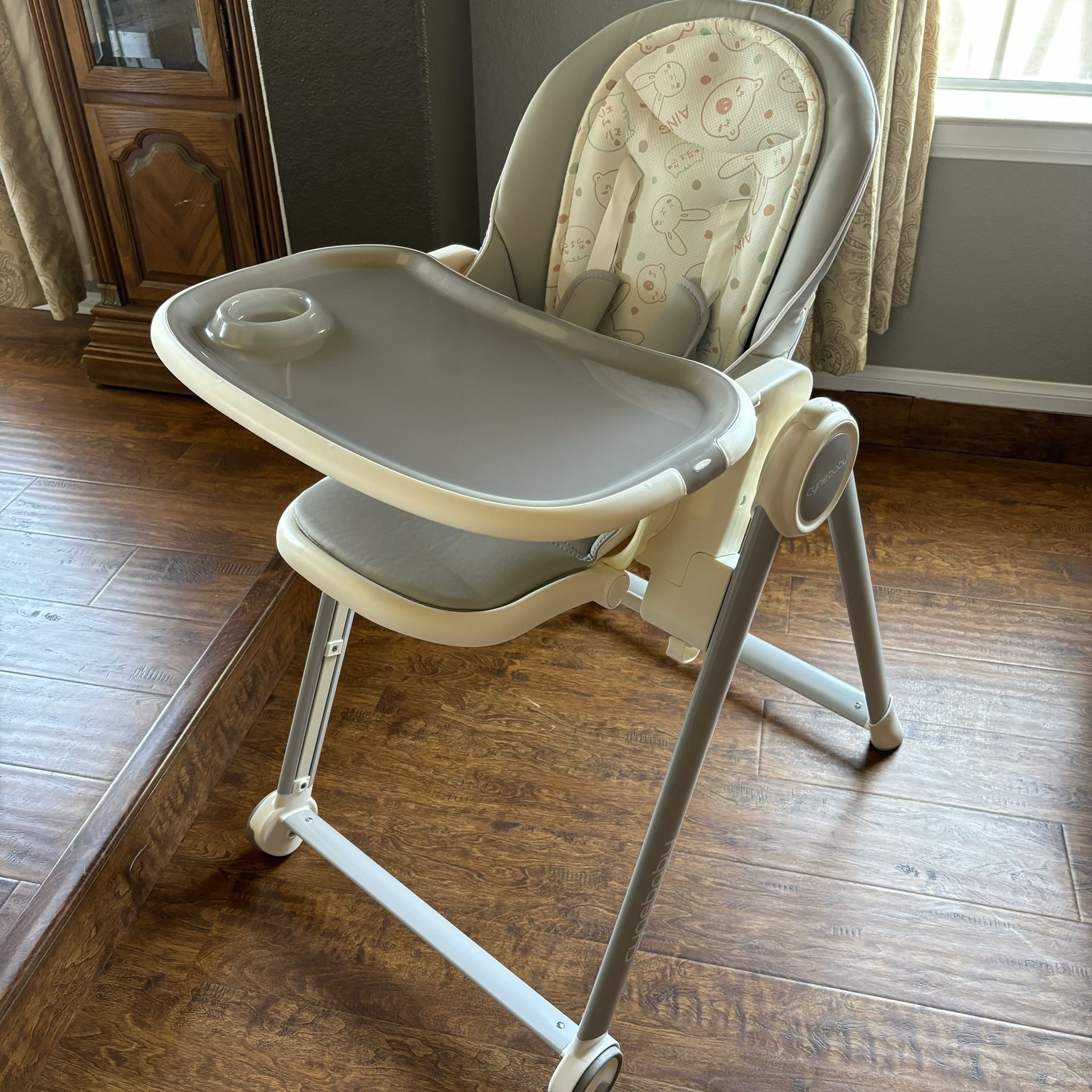 High Chairs for Babies and Toddlers, Space Saver High Chair for