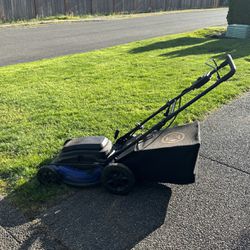 Lonely Electric Lawn Mower