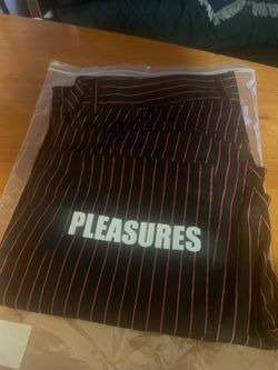 Pleasures pants