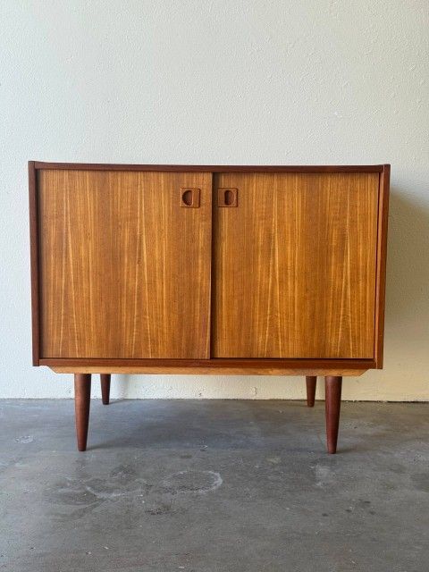 Danish Teak Sliding Door Cabinet on Tapered Legs - Mid-Century Sideboard 1960s