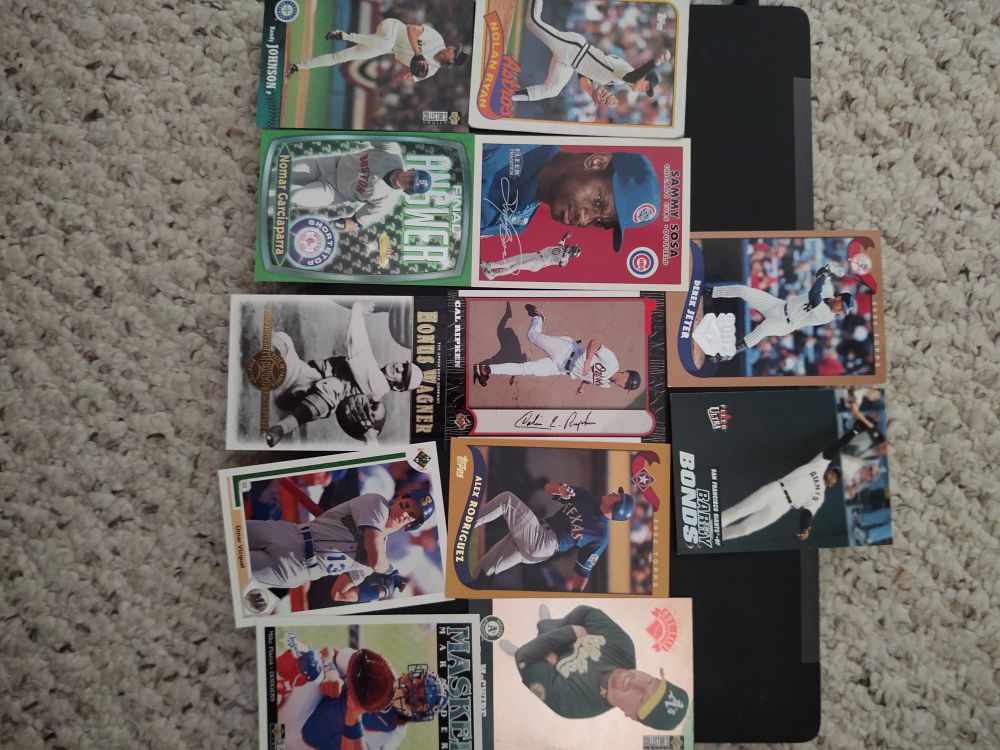 Hall of fame classic baseball cards
