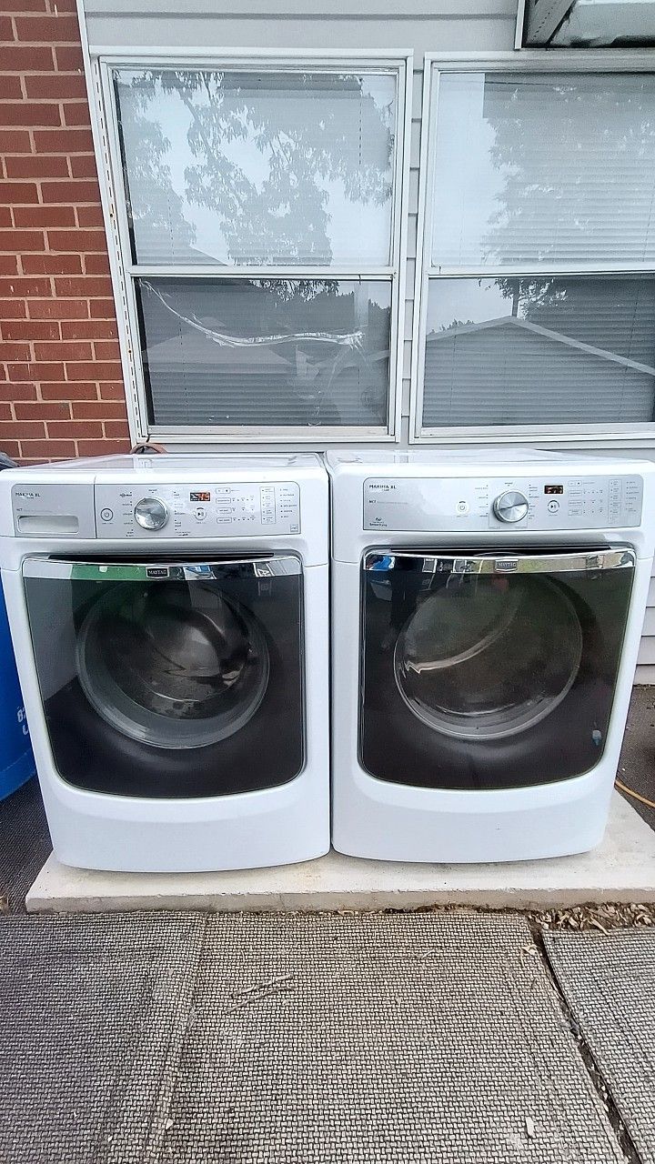 Maytag Maxima XL Washer And Dryer