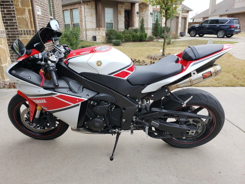 2012 Yamaha R1 50th anniversary edition