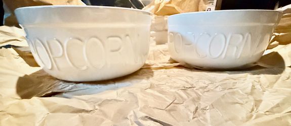 Set of 2 White Ceramic “POPCORN” Bowls