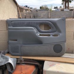 1995-99 Chevy C1500 Grey Door Panel Clean‼️