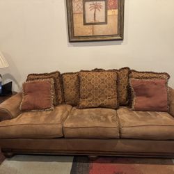 Brown Sofa And Love Seat Set With Decorative Pillows 