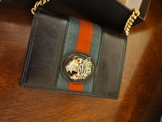 Gucci Wallet With Gold Chain