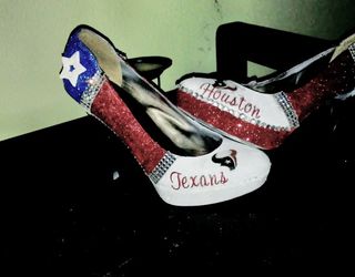 Customized Women's High Heel Shoes Or Sneakers