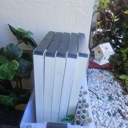 HDX PLASTIC STORAGE SHELVES