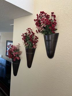 Set of 3 Metal Wall Cone Vases with Faux Flowers