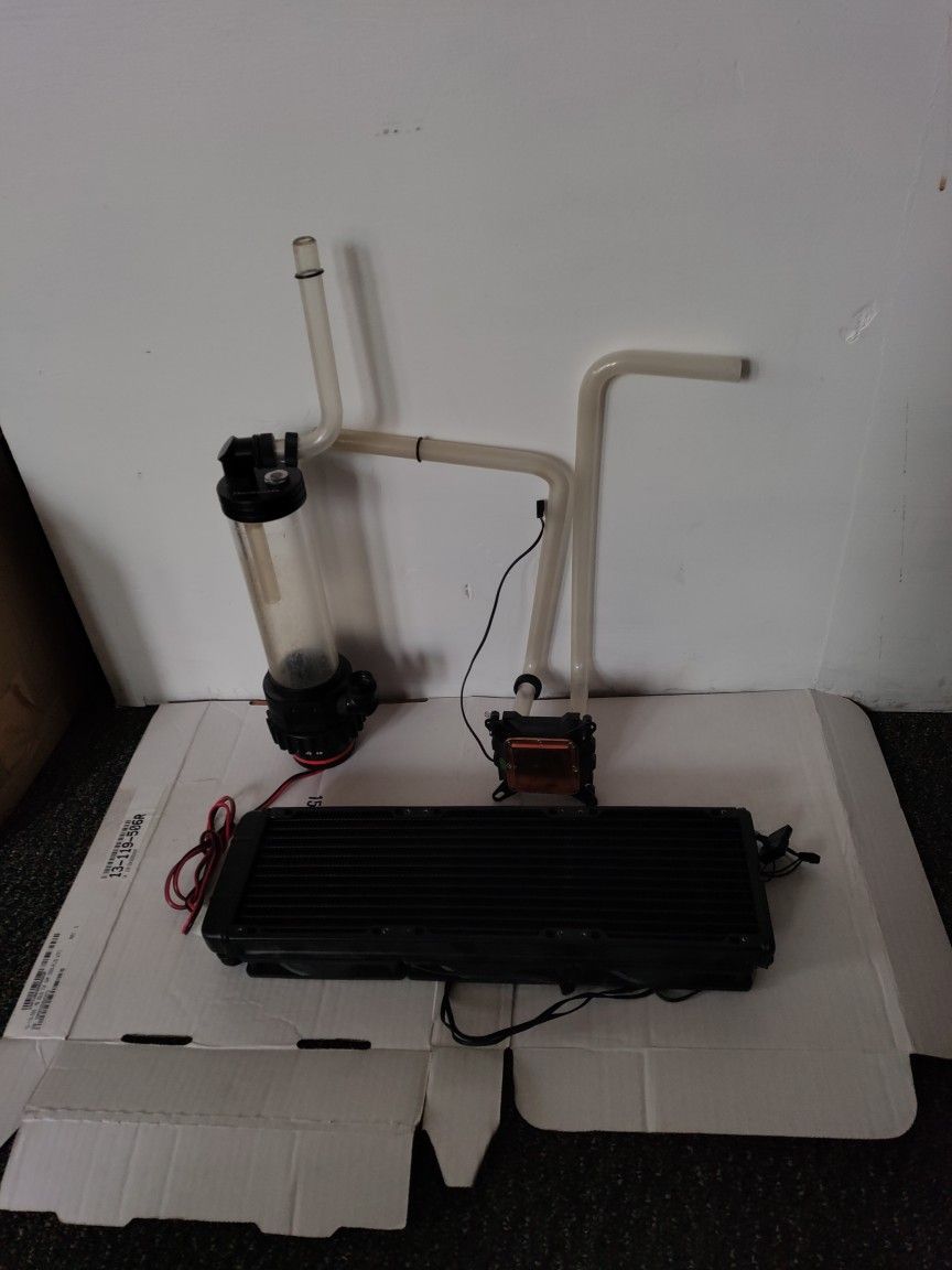 Thermaltake Water Cooler