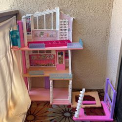 Barbie Dream House