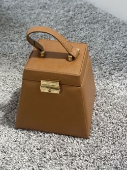 jewelry box