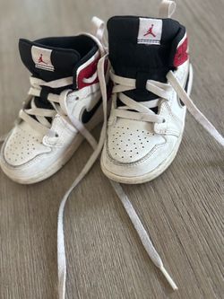 Kid’s shoes