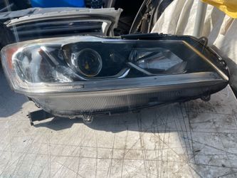 2016-2017 honda accord headlight rh side passanger side