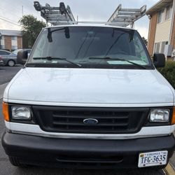 06 Ford E250
