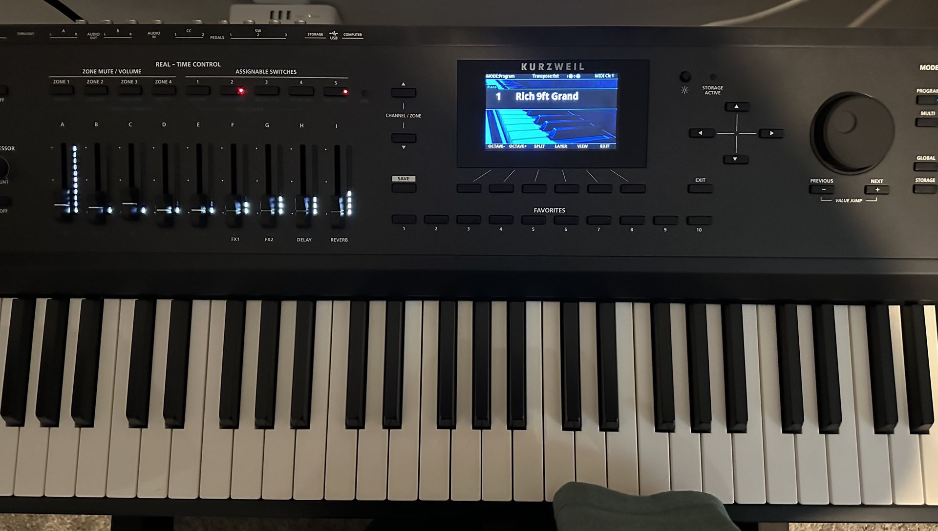 Kurzwell Forte 7 76-Key Keyboard 