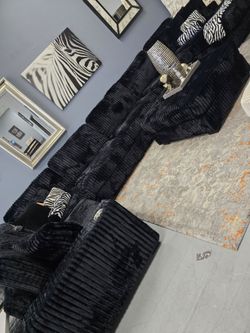 ✨️XL Sectional Sofas✨️ Furniture Queen Bedrooms, Dining Avail