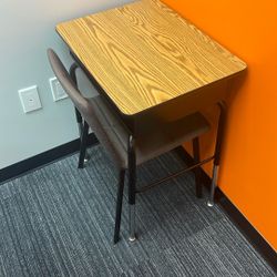 School desk with chair