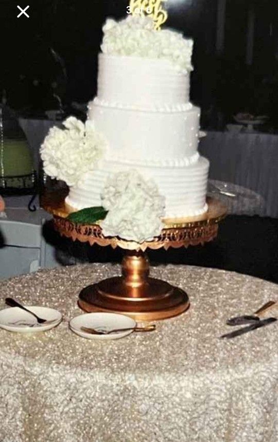 Wedding Cake Stand rustic Metal Gold