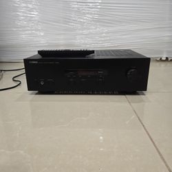 Yamaha R-S202 Bluetooth Amplifier And Receiver