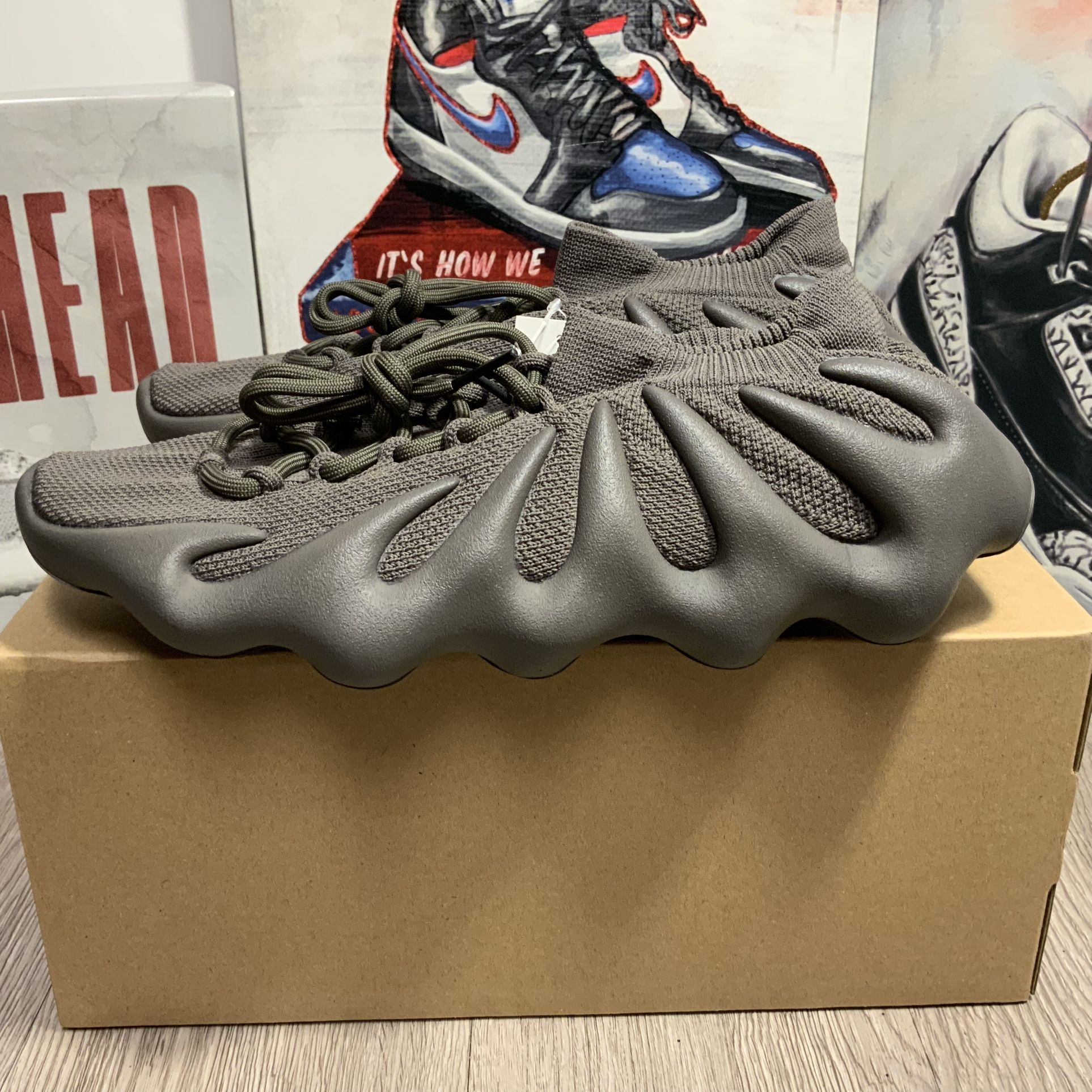 Yeezy 450 “Cinder” US Men’s 6.5 | US Women’s 8 Yeezy 450 Cinder main image 2