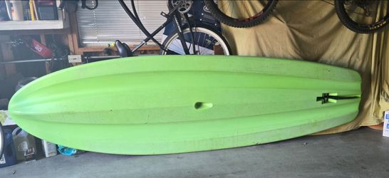 Lifetime paddle board