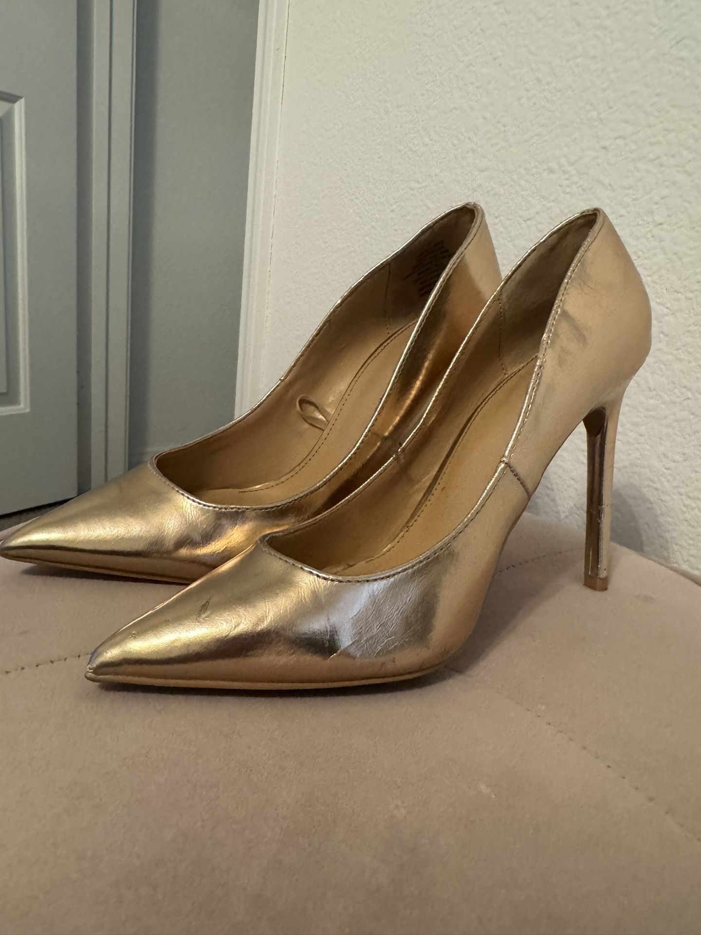 Gold Rose express Heels