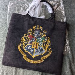 Brand new Harry Potter purse with snap on button