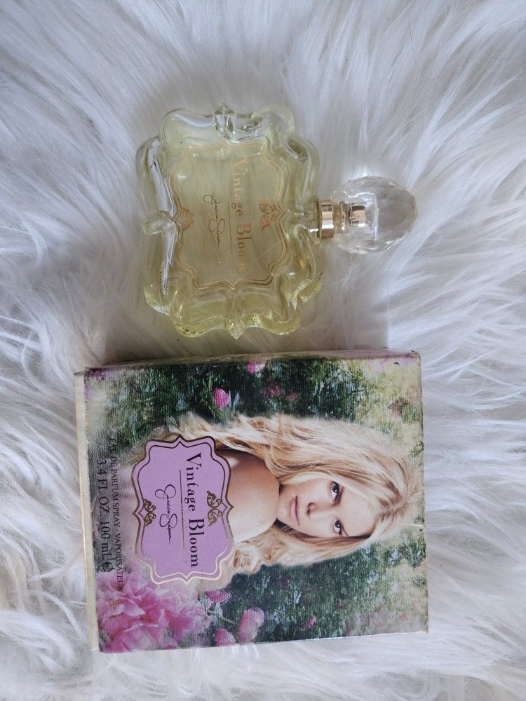 Vintage Bloom Perfume 