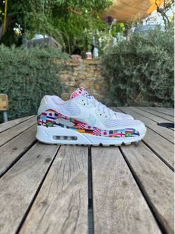 2018 Nike Air Max 90 'NIC / International Flag'