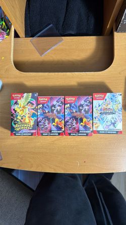 Pokémon TCG Booster Bundle Lot of 4