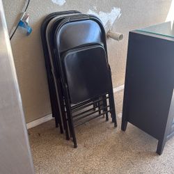 Folding Chairs 